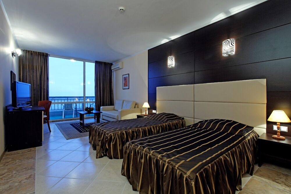 Kaliakra Palace — Hotel rooms in Golden Sands, Varna Region