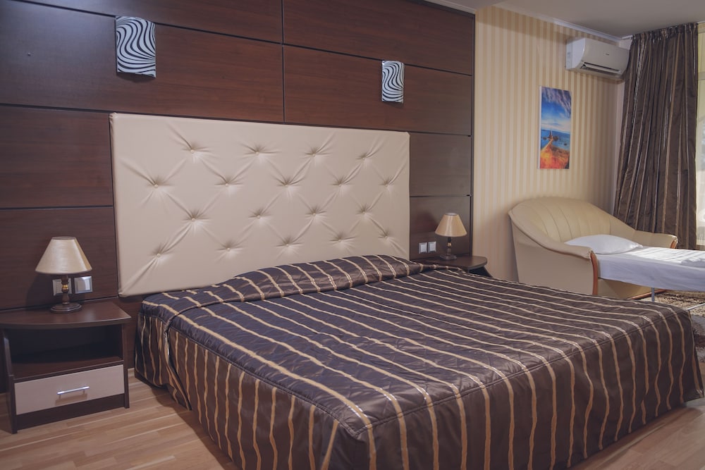 Kaliakra Palace — Hotel rooms in Golden Sands, Varna Region