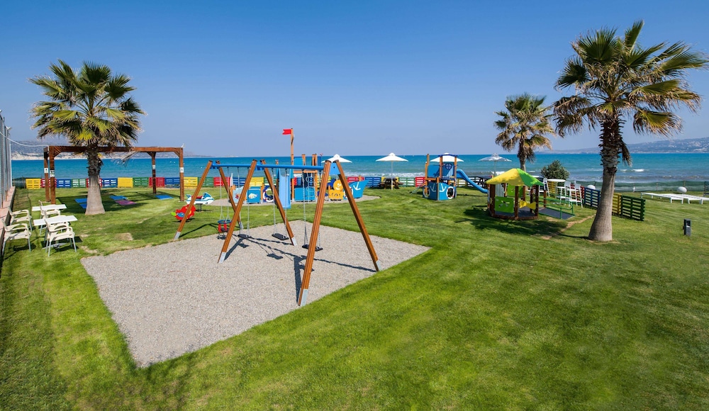 Kiani Beach Resort Family — Beach in Chania