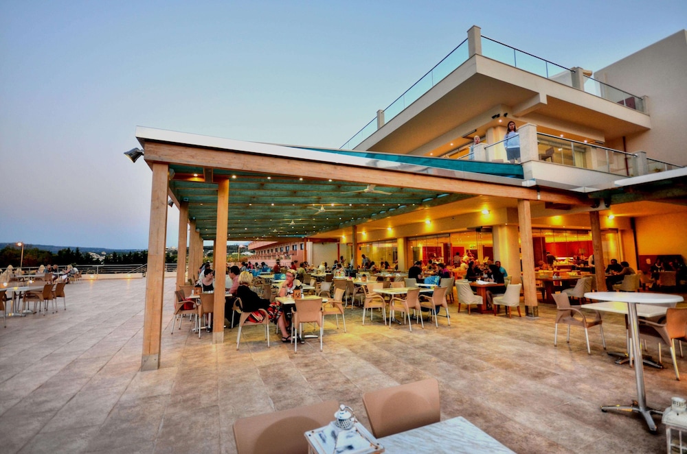 Kiani Beach Resort Family — Restaurant & bars in Chania