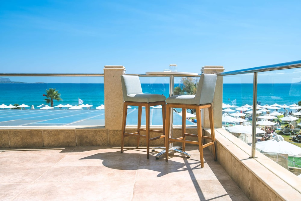 Kiani Beach Resort Family — Beach in Chania