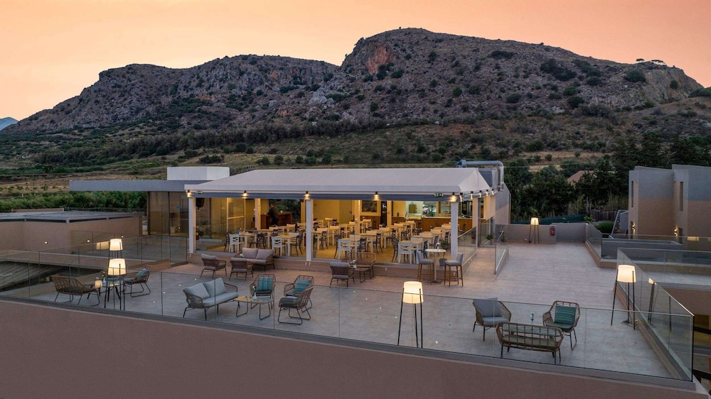 Kiani Beach Resort Family — Restaurant & bars in Chania