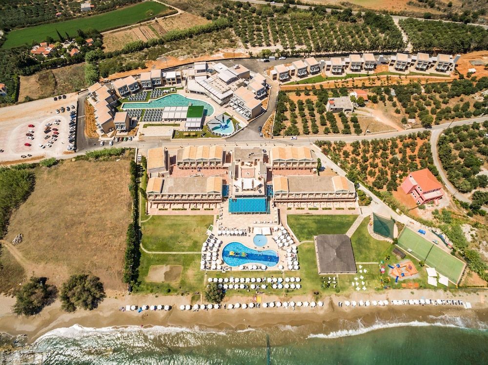 Kiani Beach Resort Family image