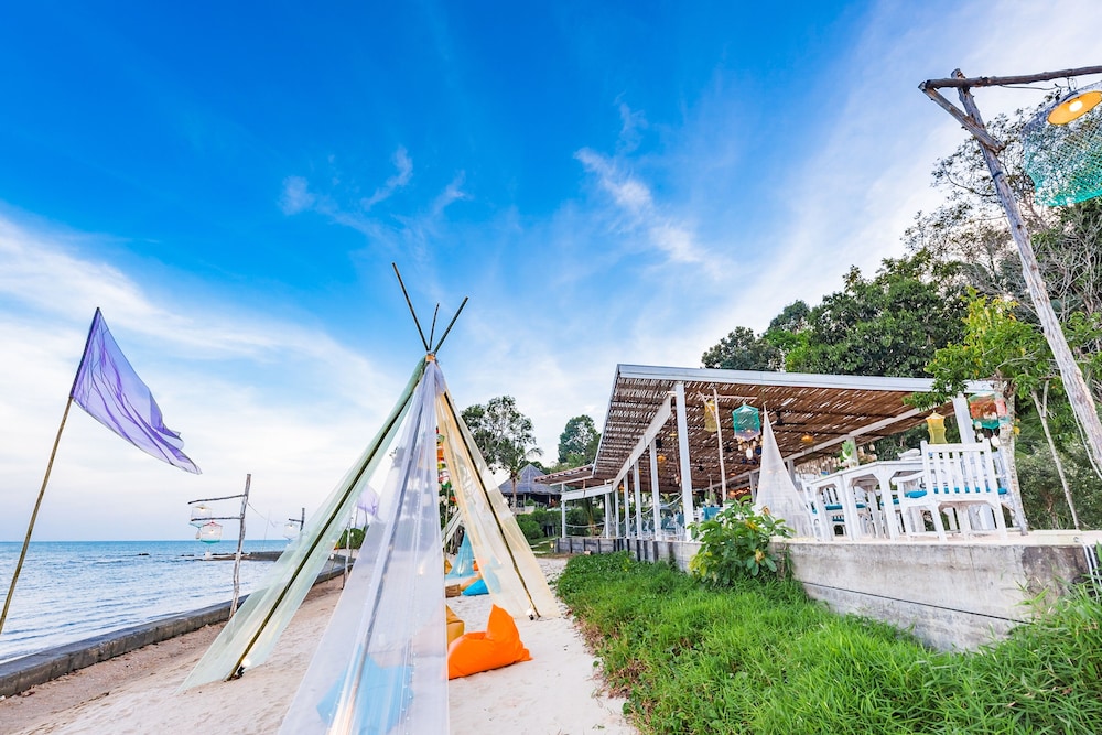 Koh Yao Yai Village — Restaurant & bars in Ko Yao Noi, Phang Nga
