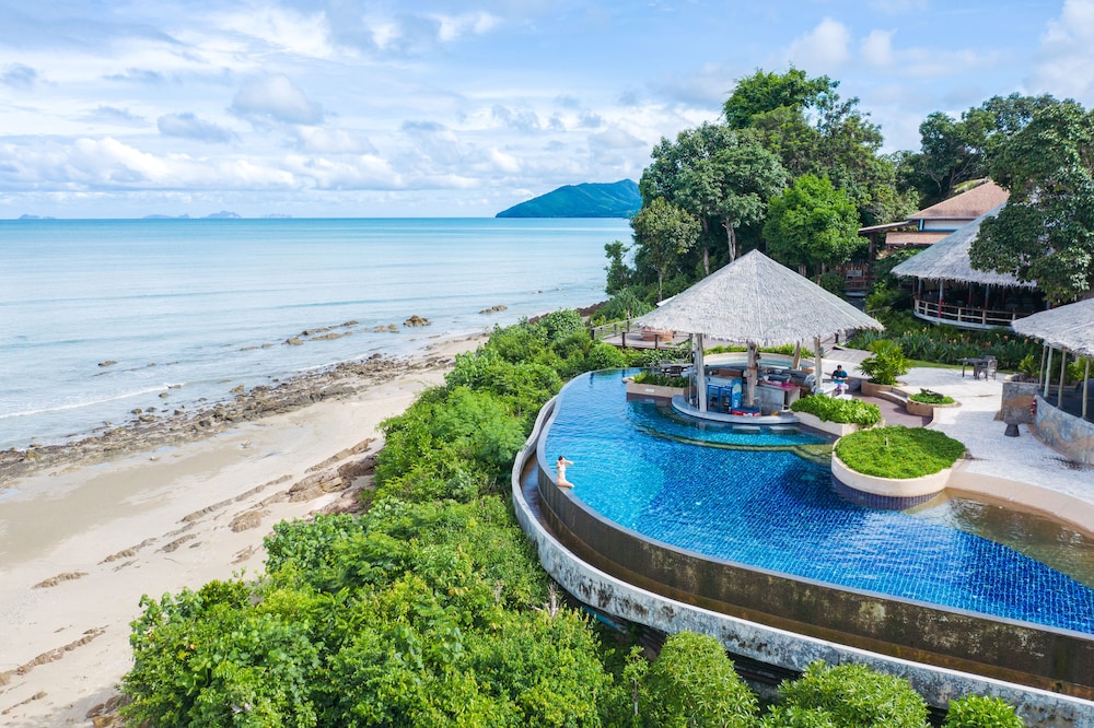 Koh Yao Yai Village — Swimming pool in Ko Yao Noi, Phang Nga
