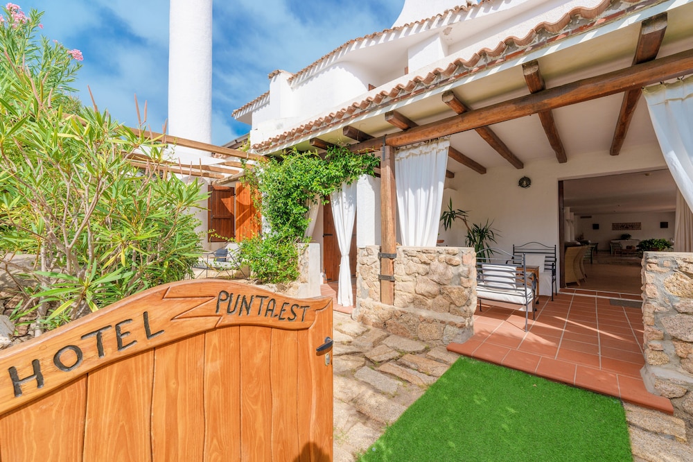 Hotel Punta Est — Swimming pool in Arzachena, Sardinia