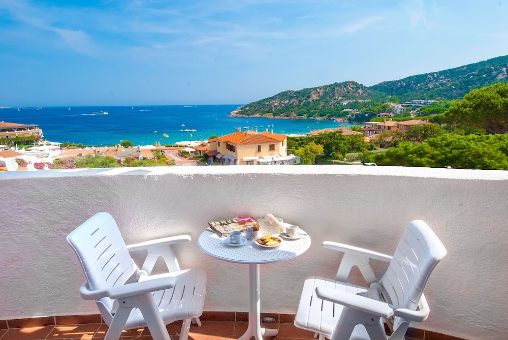 Hotel Punta Est — Restaurant & bars in Arzachena, Sardinia