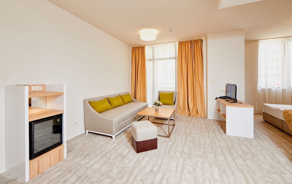 Hotel Laguna Park & Aqua Club — Hotel rooms in Sunny Beach, Burgas Region
