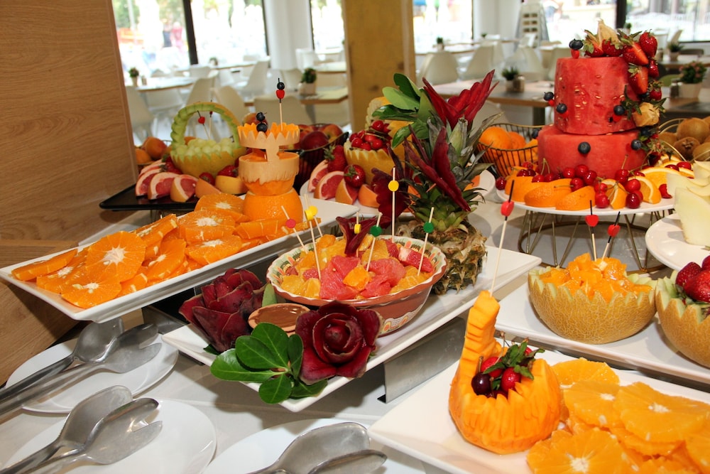 Hotel Laguna Park & Aqua Club — Restaurant & bars in Sunny Beach, Burgas Region
