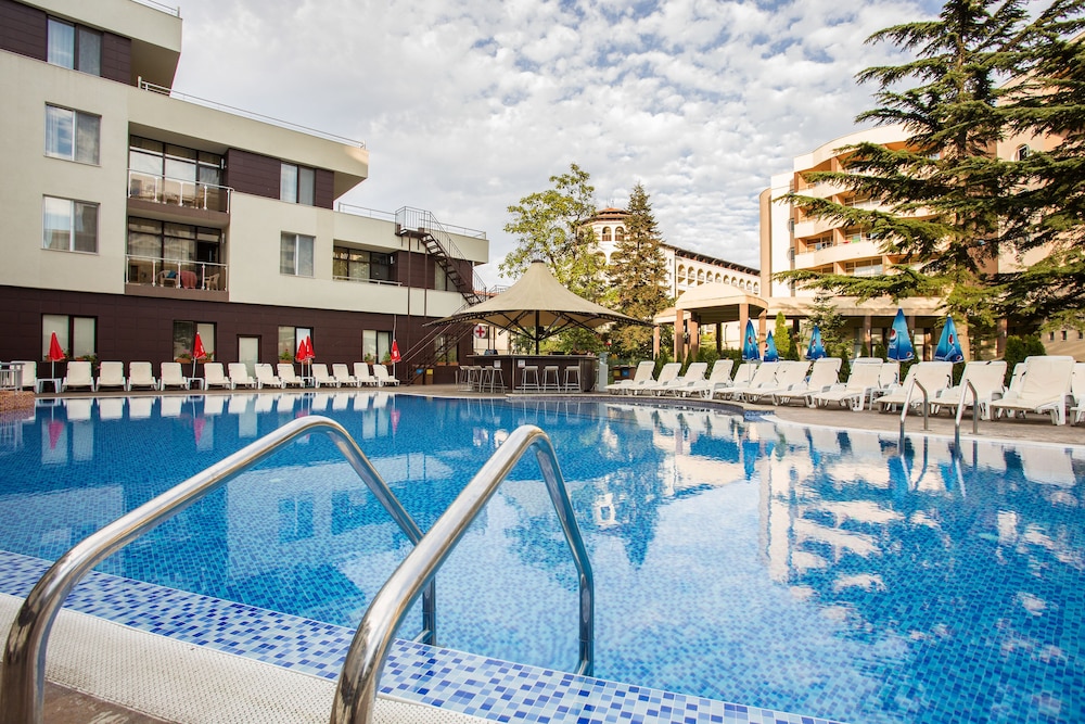 Hotel Laguna Park & Aqua Club — Swimming pool in Sunny Beach, Burgas Region