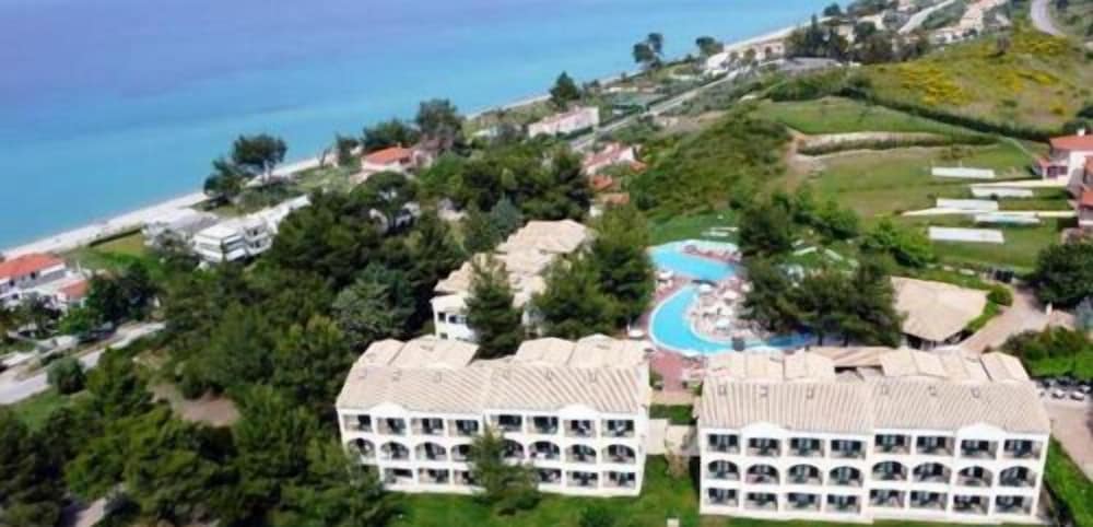 Zeus Eleva Kassandra Lagoon