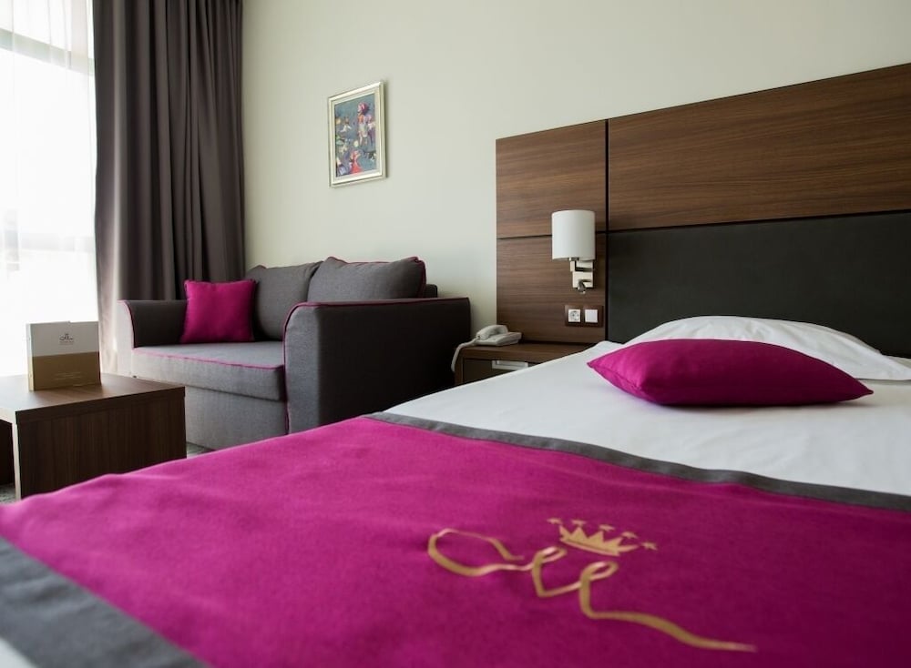 Marina Grand Beach Hotel - All inclusive — Hotel rooms in Golden Sands, Varna Region