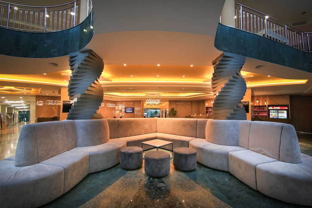 Marina Grand Beach Hotel - All inclusive — Hotel building in Golden Sands, Varna Region