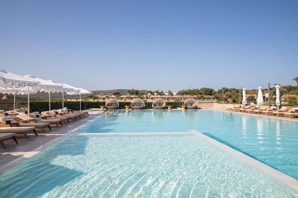 Mangia’s Sardinia Resort, Autograph Collection — Swimming pool in Marazzino, Sardinia