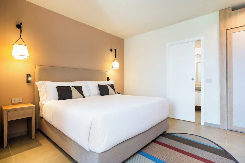 Mangia’s Sardinia Resort, Autograph Collection — Hotel rooms in Marazzino, Sardinia