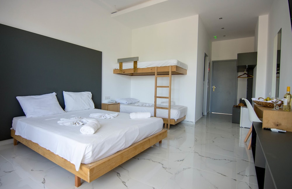Olive Garden Hotel — Hotel rooms in Lardos, South Aegean