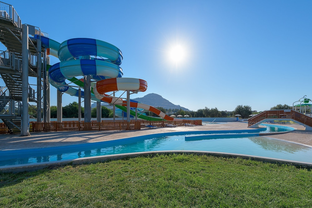 Olive Garden Hotel — Swimming pool in Lardos, South Aegean
