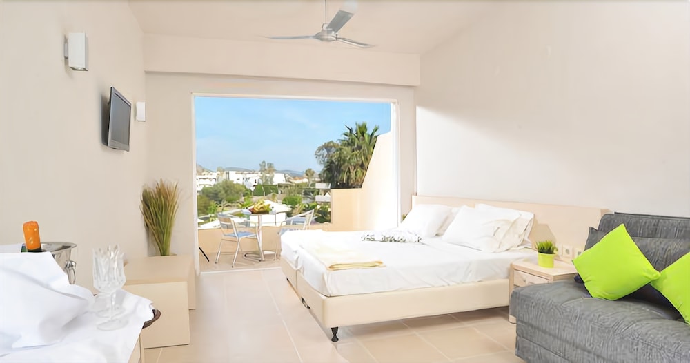 Olive Garden Hotel — Hotel rooms in Lardos, South Aegean