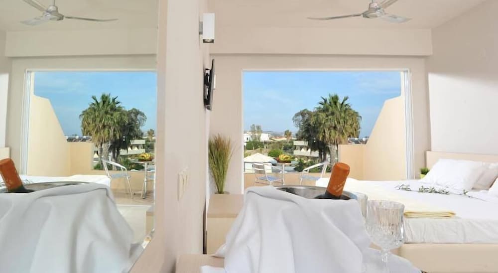 Olive Garden Hotel — Hotel rooms in Lardos, South Aegean