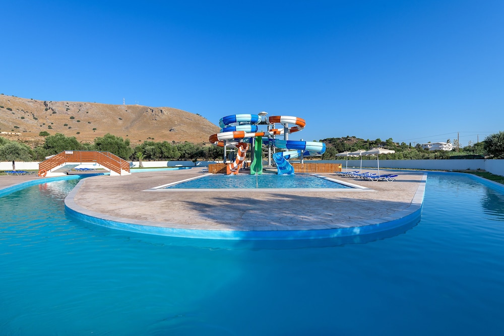 Olive Garden Hotel — Swimming pool in Lardos, South Aegean