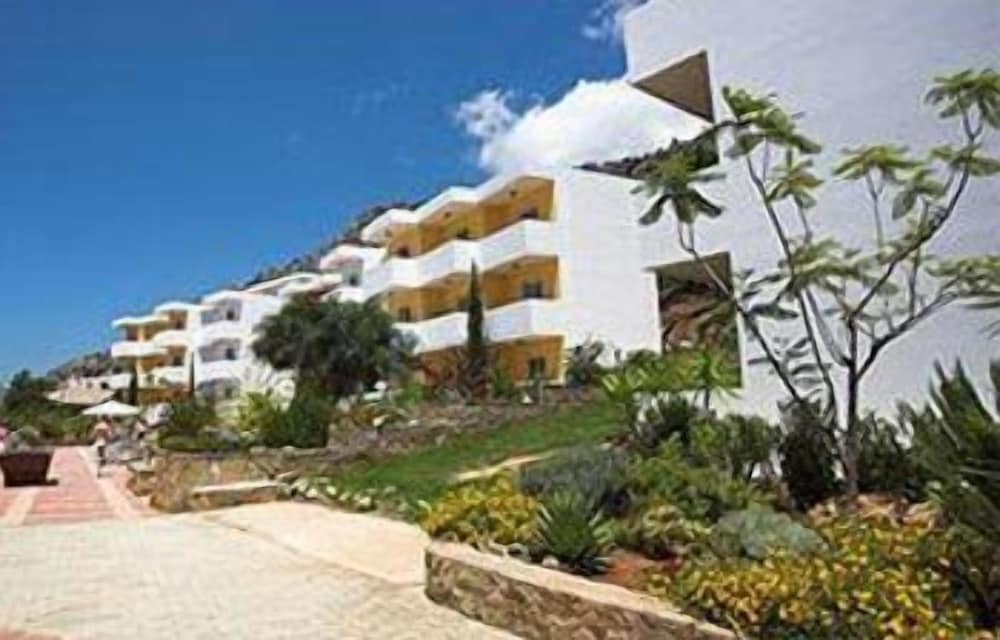 Stella Hotel — Hotel building in Pefkos, South Aegean