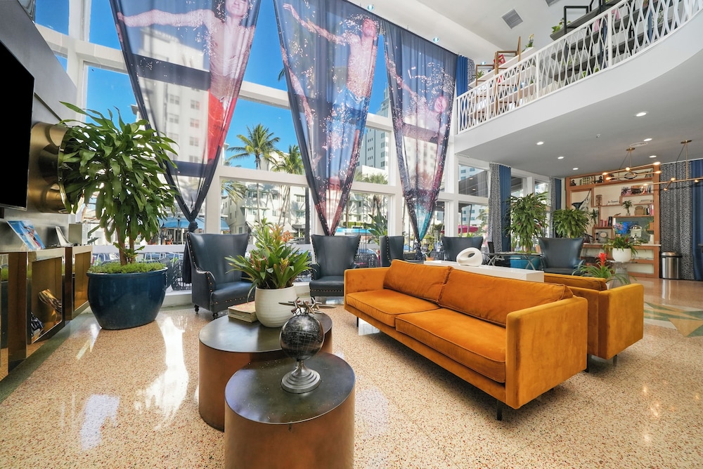 Catalina Hotel & Beach Club — Hotel building in Miami, Florida