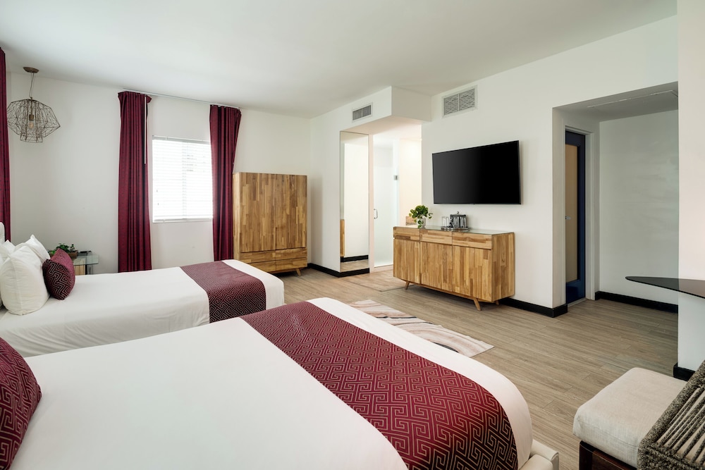 Catalina Hotel & Beach Club — Hotel rooms in Miami, Florida