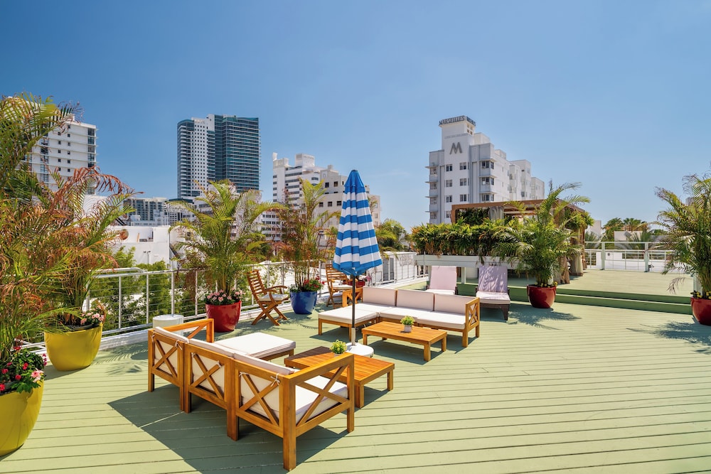 Catalina Hotel & Beach Club — Hotel building in Miami, Florida