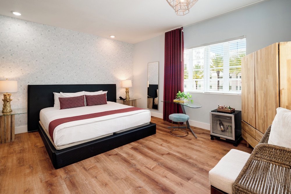 Catalina Hotel & Beach Club — Hotel rooms in Miami, Florida