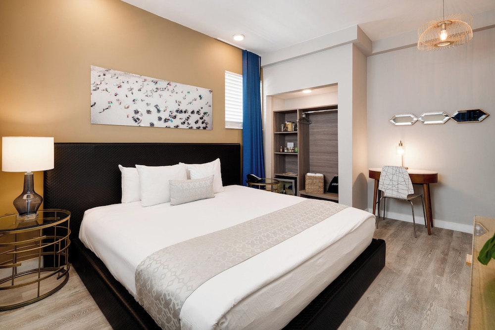 Catalina Hotel & Beach Club — Hotel rooms in Miami, Florida