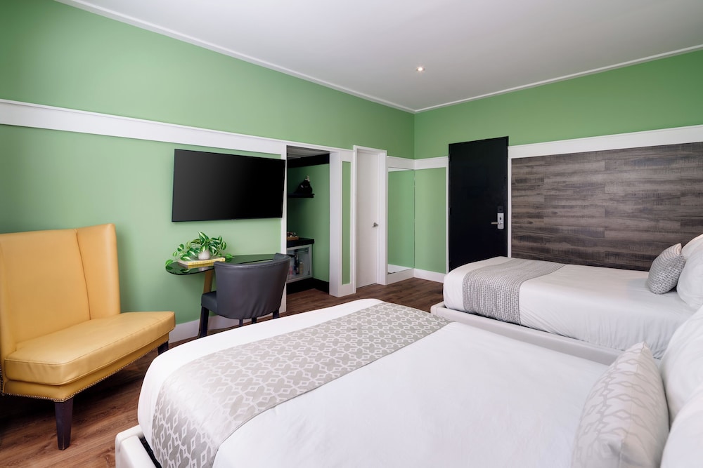 Catalina Hotel & Beach Club — Hotel rooms in Miami, Florida