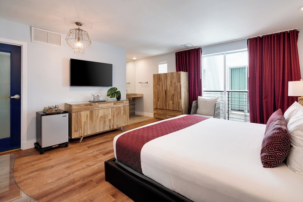Catalina Hotel & Beach Club — Hotel rooms in Miami, Florida