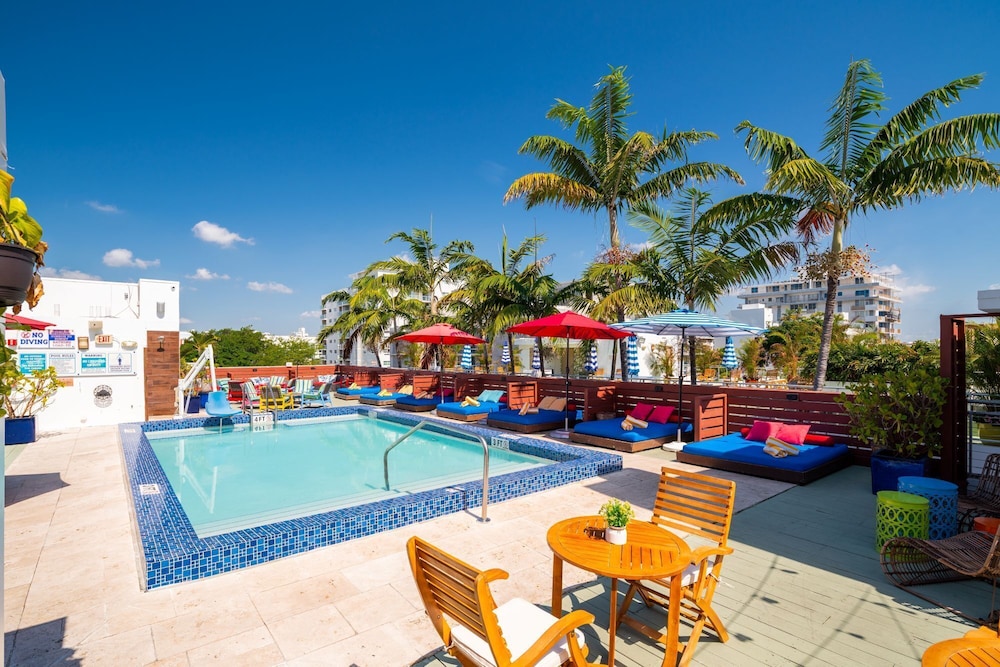 Catalina Hotel & Beach Club — Swimming pool in Miami, Florida