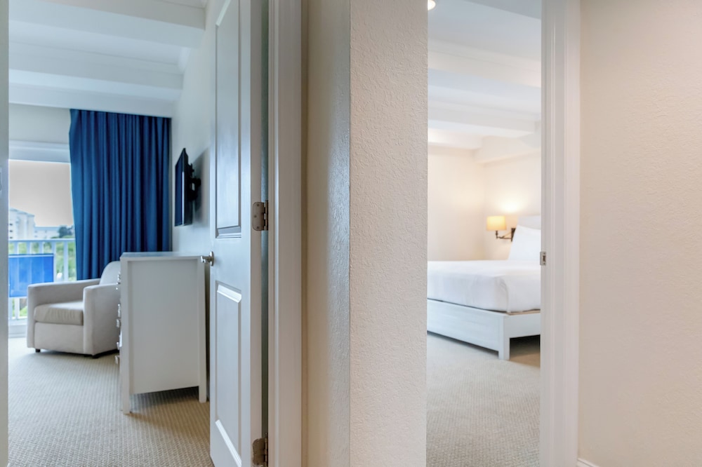The Fold Hotels Indian Shores — Hotel rooms in Indian Shores, Florida