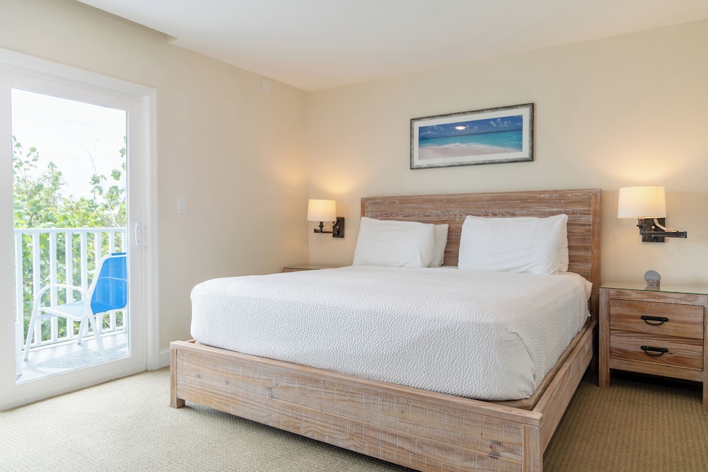 The Fold Hotels Indian Shores — Hotel rooms in Indian Shores, Florida