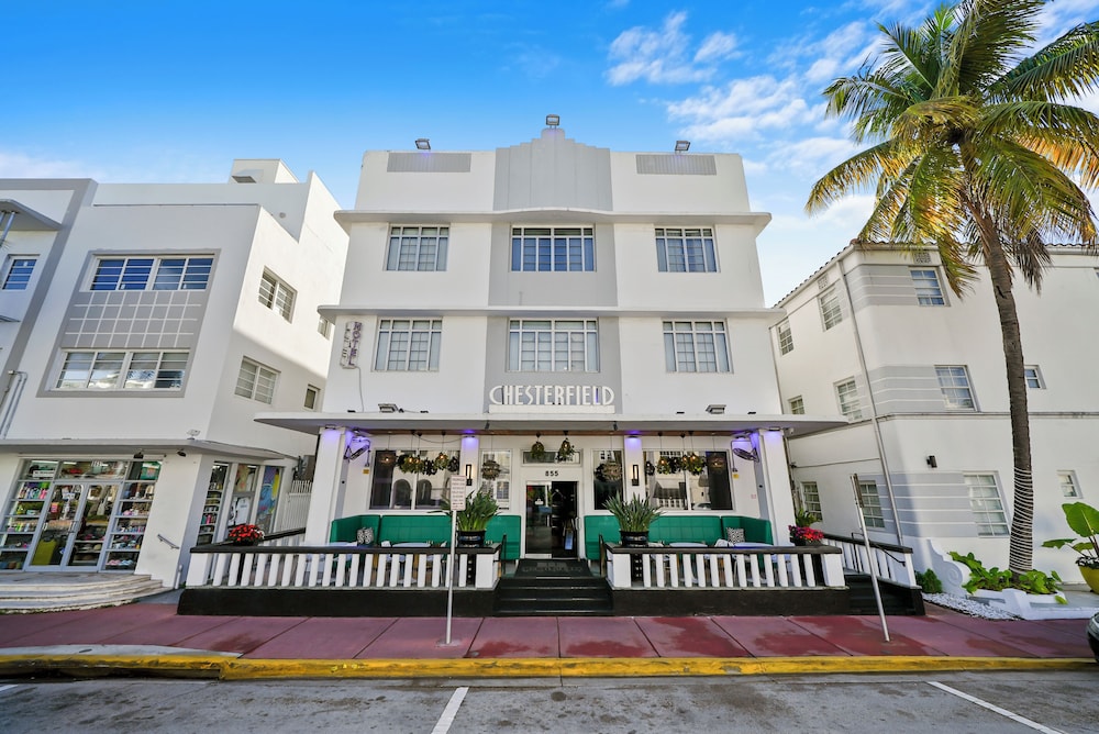 Chesterfield Hotel & Suites — Hotel building in Miami, Florida