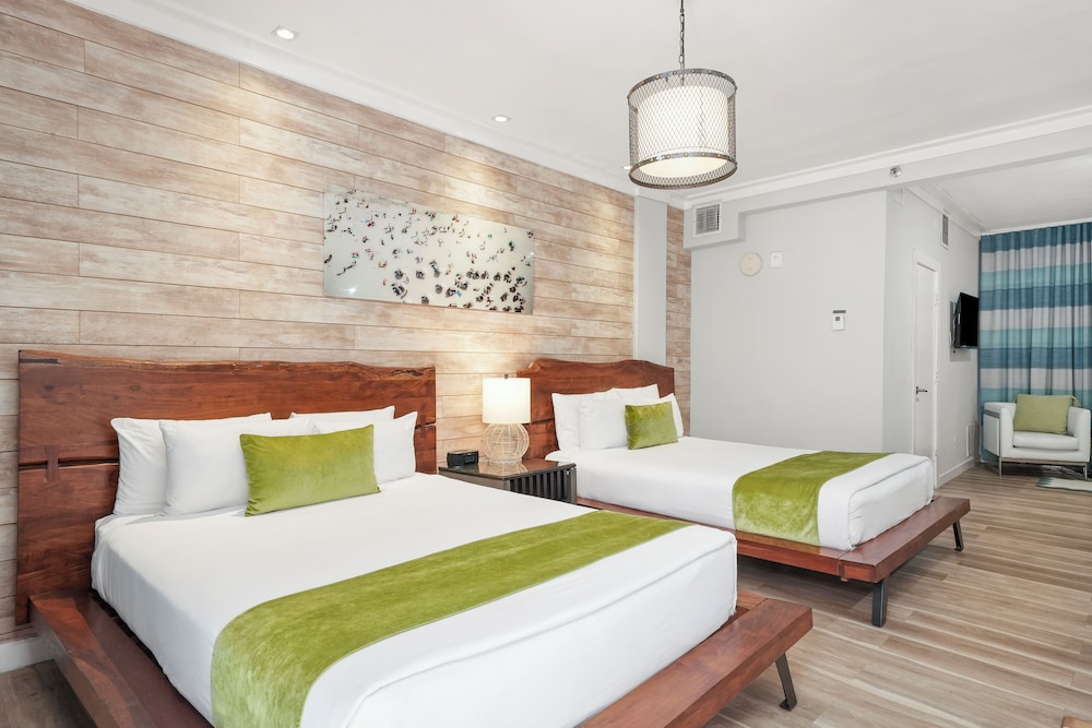 Chesterfield Hotel & Suites — Hotel rooms in Miami, Florida