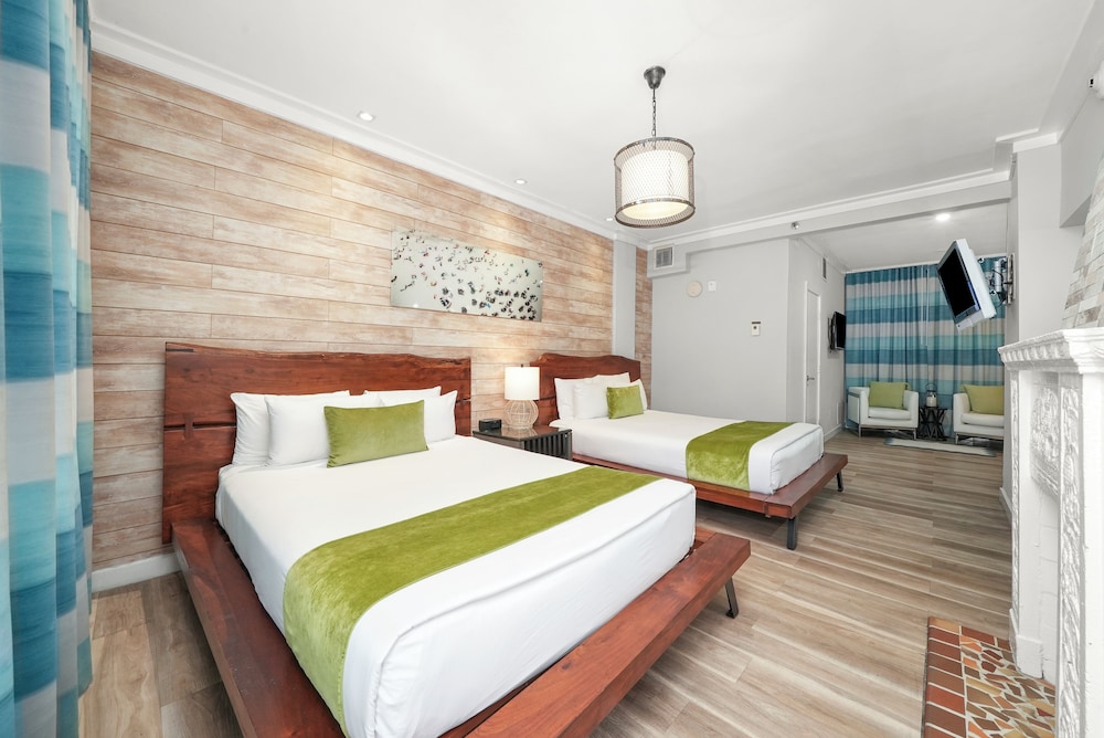 Chesterfield Hotel & Suites — Hotel rooms in Miami, Florida