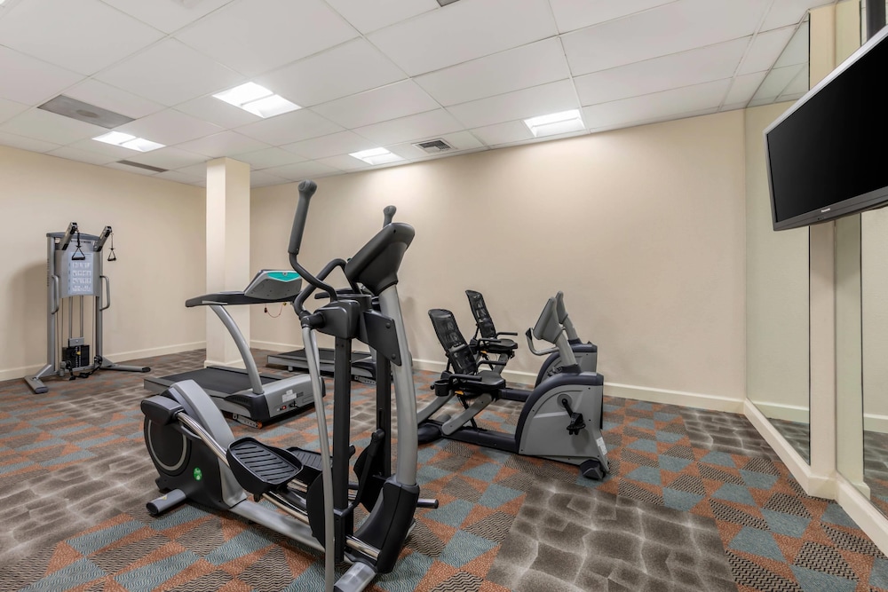 Clarion Hotel Anaheim Resort — Sports & recreation in Anaheim, California