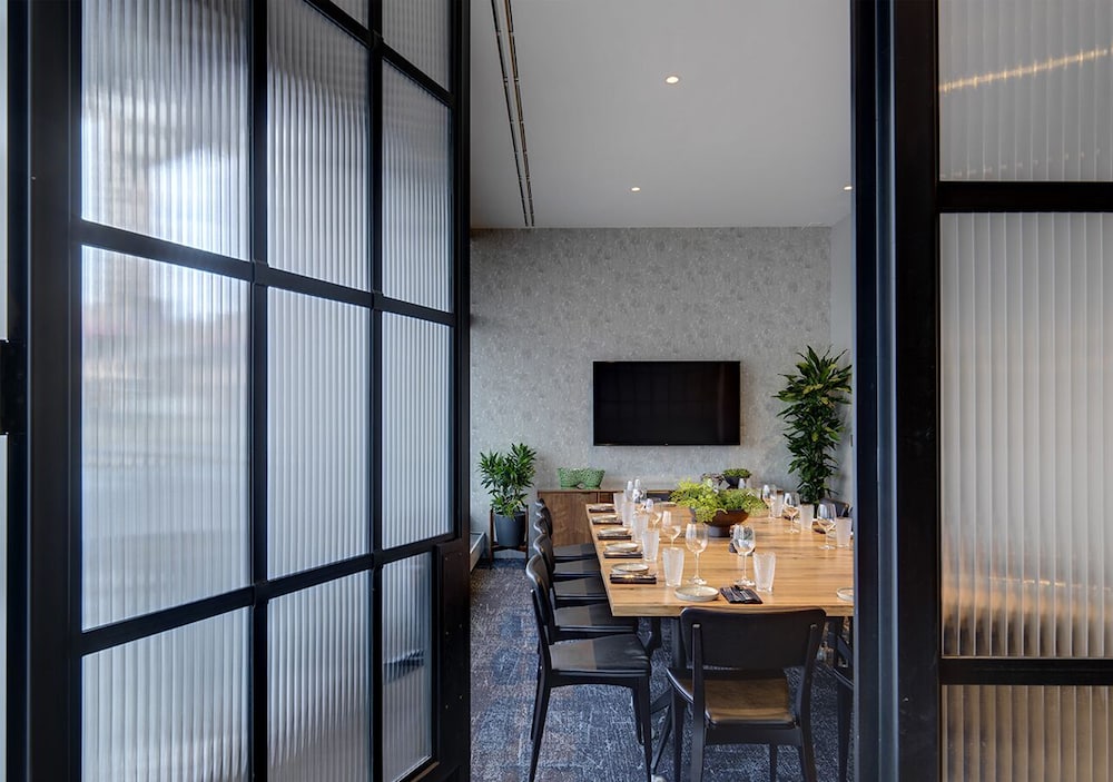 The Colonnade Hotel Back Bay — Restaurant & bars in Boston, Massachusetts