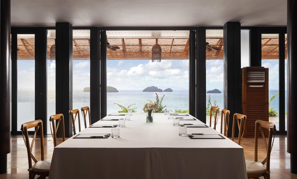 Conrad Koh Samui — Restaurant & bars in Taling Ngam, Surat Thani