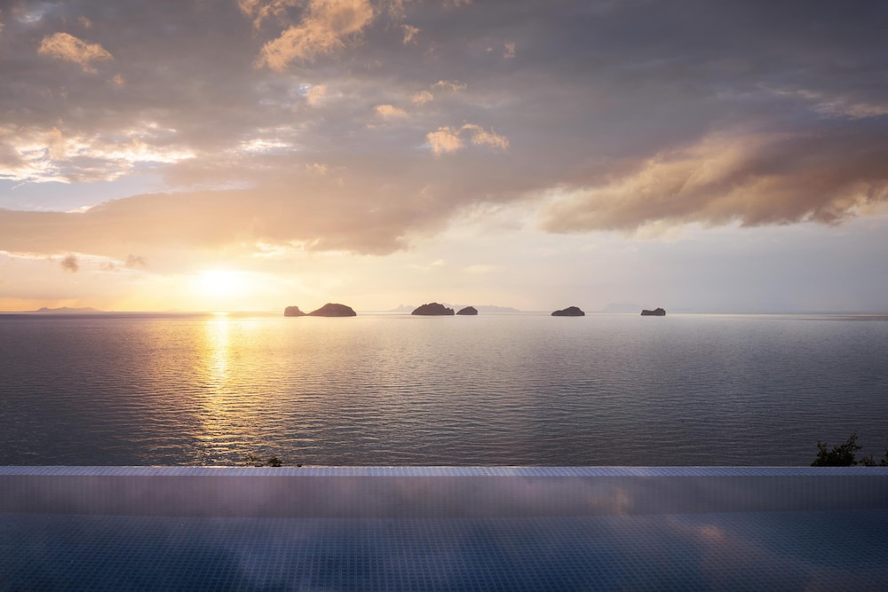 Conrad Koh Samui — Swimming pool in Taling Ngam, Surat Thani