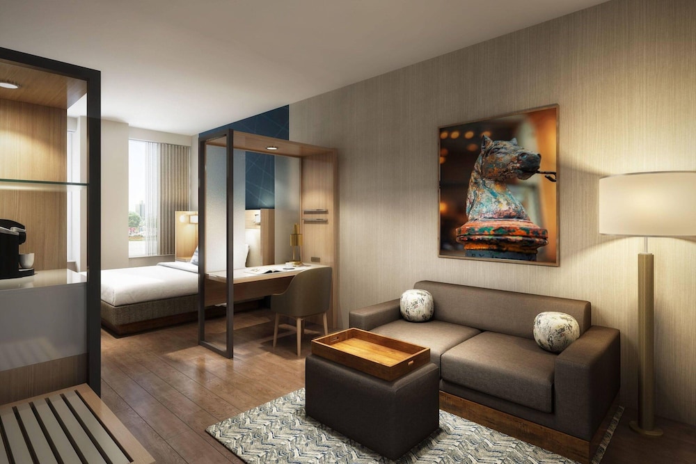 SpringHill Suites by Marriott New Orleans Downtown/Canal Street — Hotel rooms in New Orleans, Louisiana
