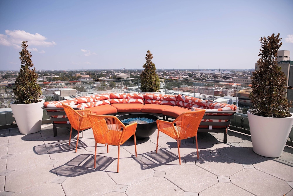 SpringHill Suites by Marriott New Orleans Downtown/Canal Street — Restaurant & bars in New Orleans, Louisiana