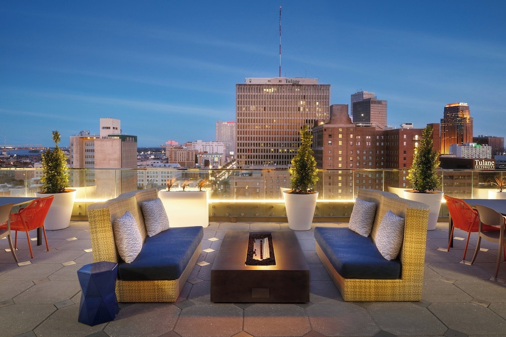 SpringHill Suites by Marriott New Orleans Downtown/Canal Street — Restaurant & bars in New Orleans, Louisiana