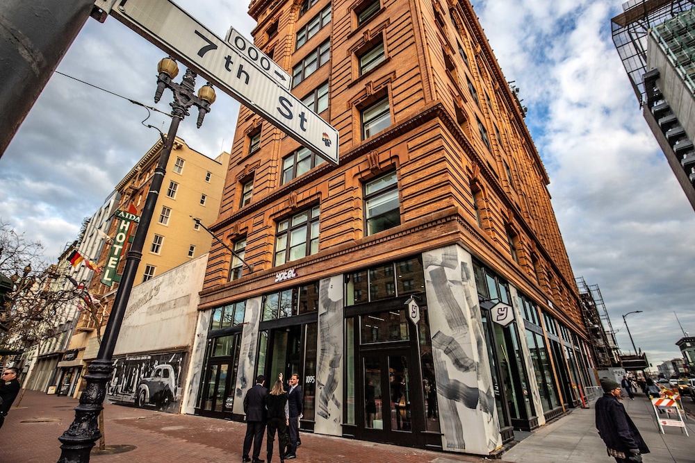 YOTEL San Francisco, Select by Hilton — Hotel building in San Francisco, California