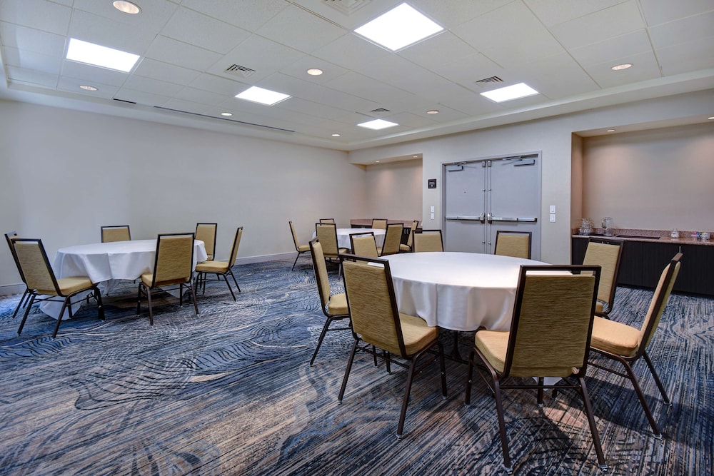Hilton Garden Inn Ft Myers — Hotel building in Fort Myers, Florida
