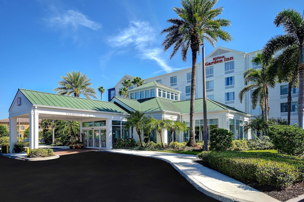 Hilton Garden Inn Ft Myers — Main photo in Fort Myers, Florida