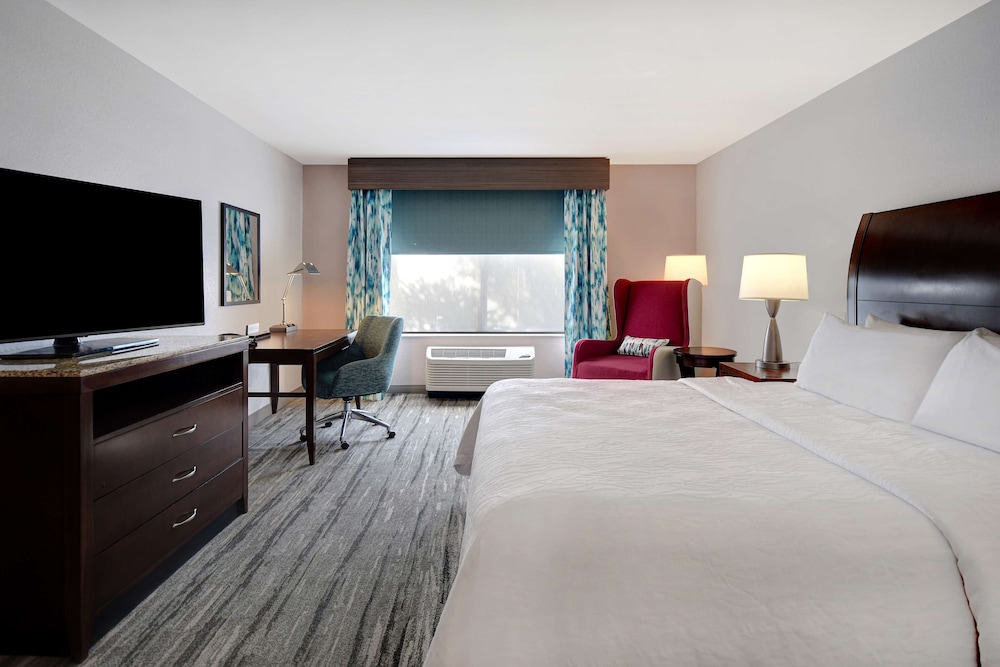 Hilton Garden Inn Ft Myers — Hotel rooms in Fort Myers, Florida
