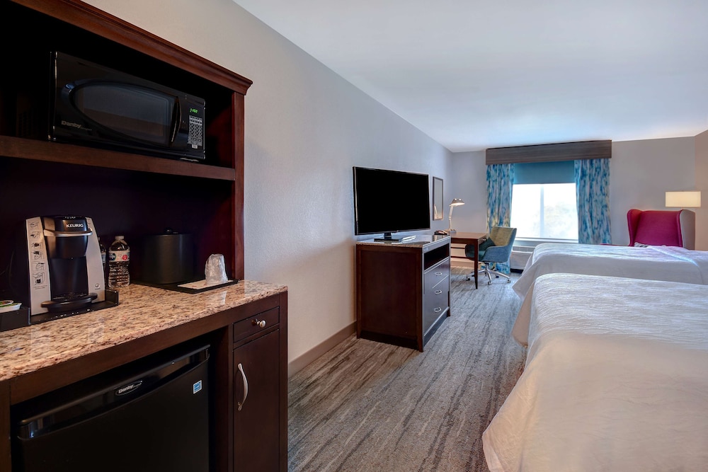 Hilton Garden Inn Ft Myers — Hotel rooms in Fort Myers, Florida